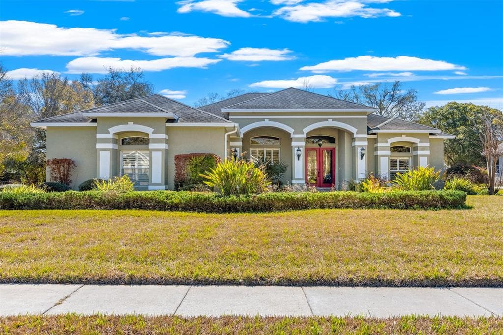 1535 CAMPHOR COVE DRIVE LUTZ, FL 33549