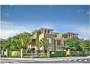 4907 BAYSHORE BOULEVARD UNIT 102 TAMPA, FL 33611