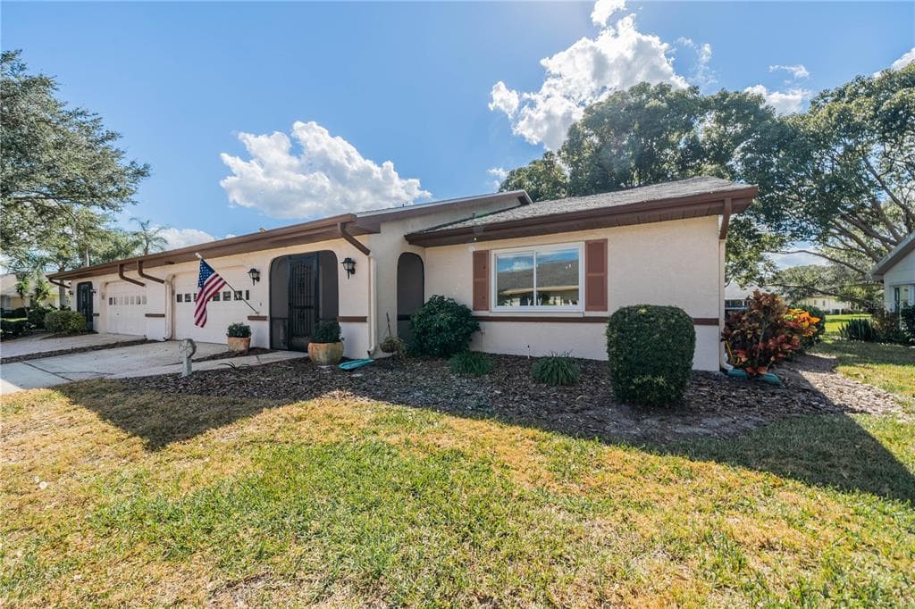 1313 LELAND DRIVE UNIT 104 SUN CITY CENTER, FL 33573