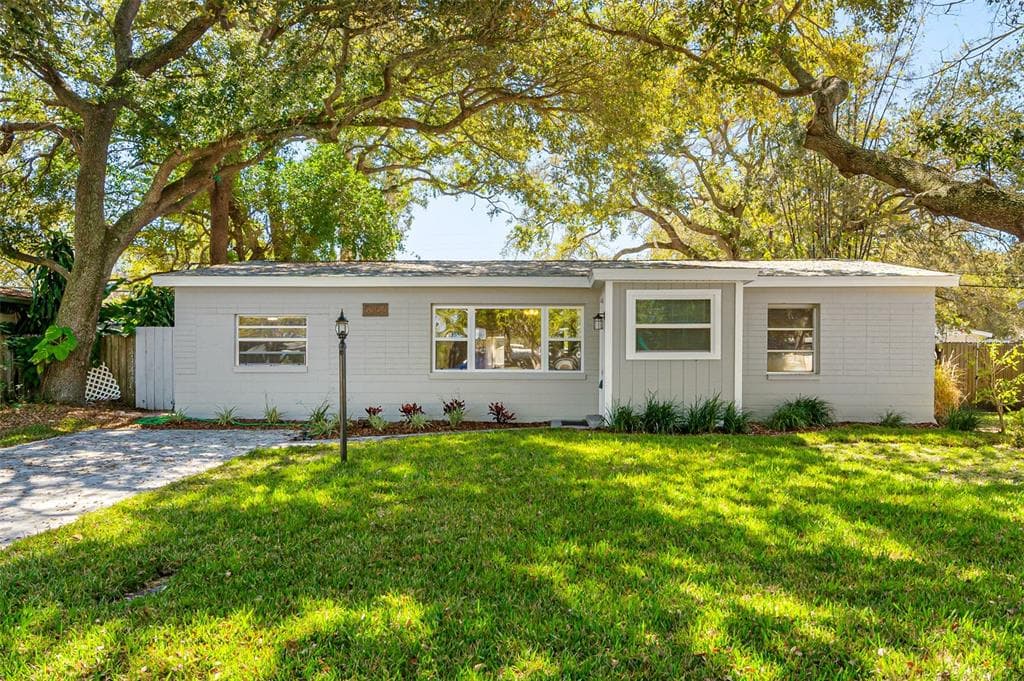 5556 82ND TERRACE N PINELLAS PARK, FL 33781