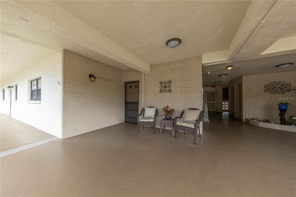 6070 80TH STREET N UNIT 208 ST PETERSBURG, FL 33709