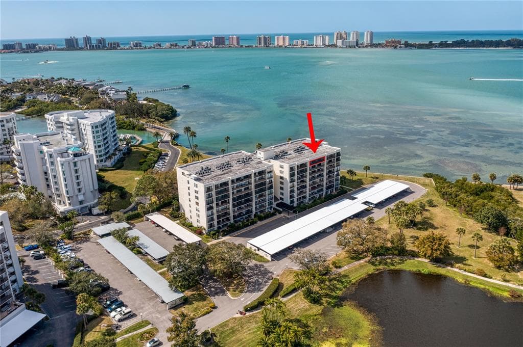 100 OAKMONT LANE UNIT 808 BELLEAIR, FL 33756