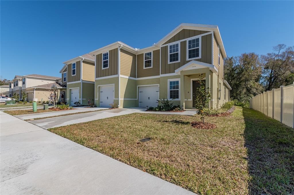 2786 JACOB CROSSING LANE HOLIDAY, FL 34691