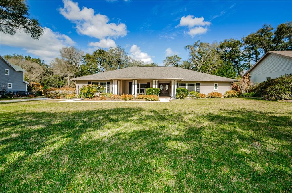 4512 COUNTRY GATE COURT