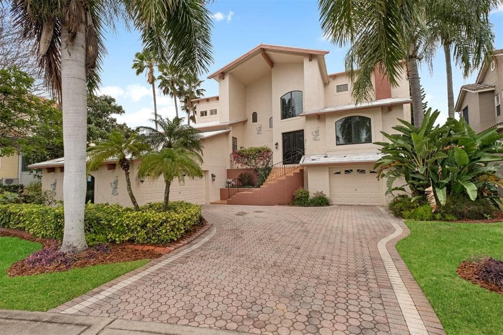 1403 ALHAMBRA DRIVE APOLLO BEACH, FL 33572