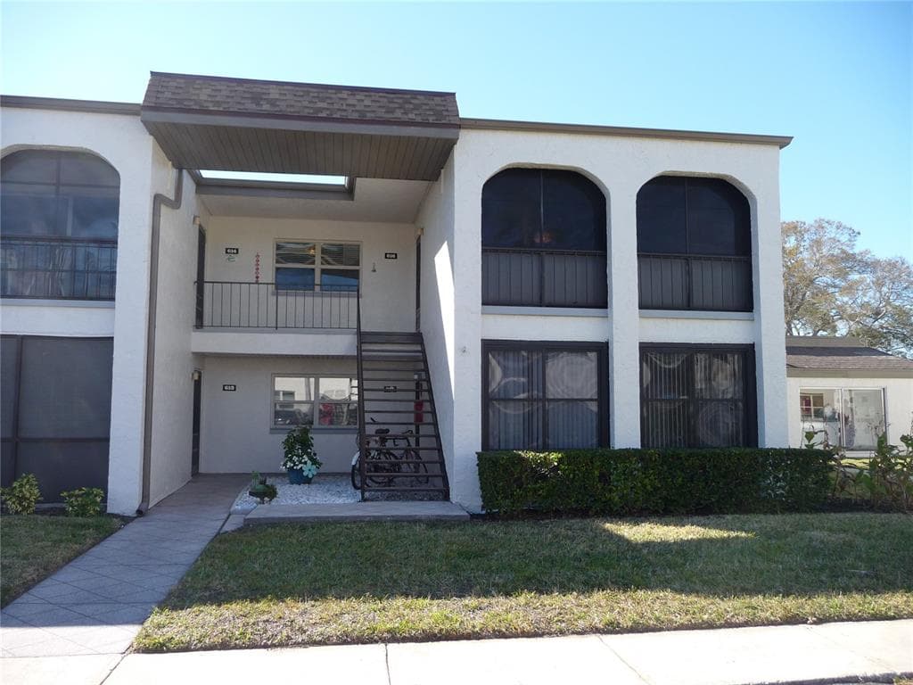 7701 STARKEY ROAD UNIT 616 LARGO, FL 33777