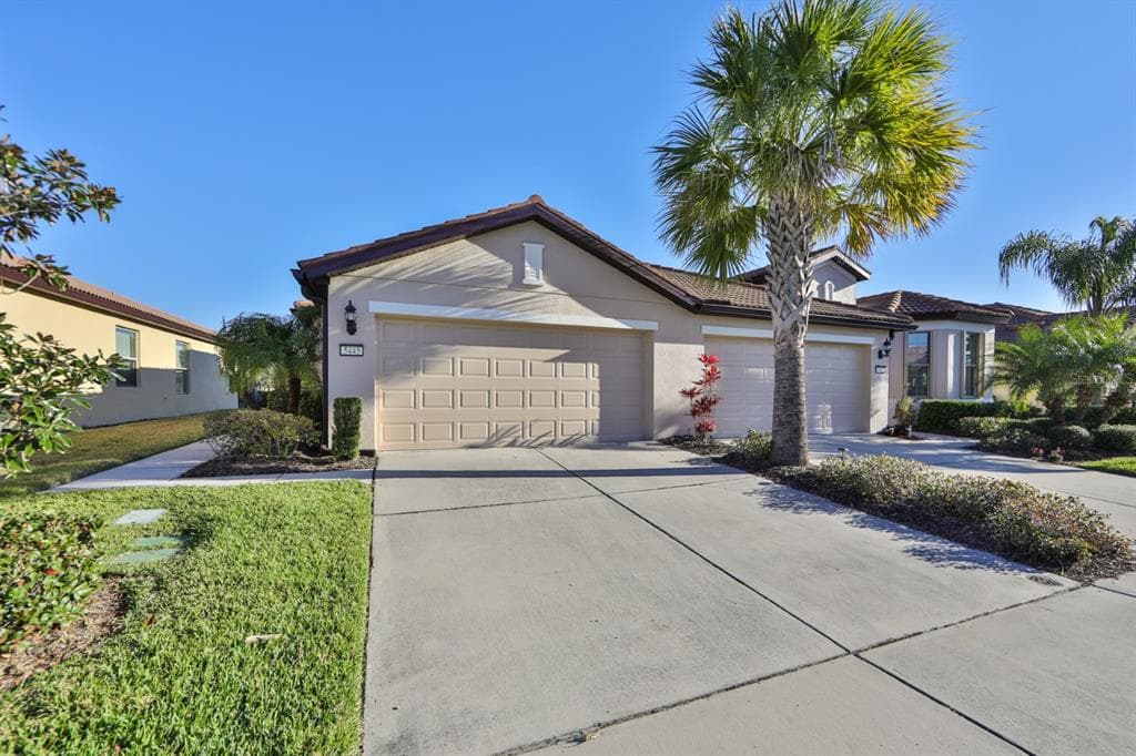 5445 SUNSET FALLS DRIVE APOLLO BEACH, FL 33572