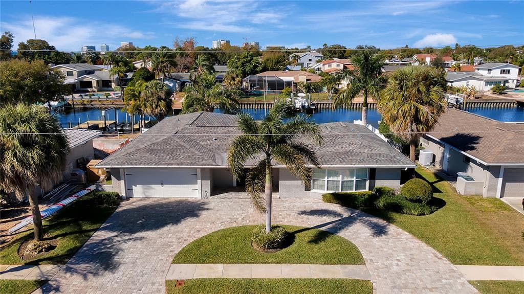 3910 DORAL DRIVE TAMPA, FL 33634