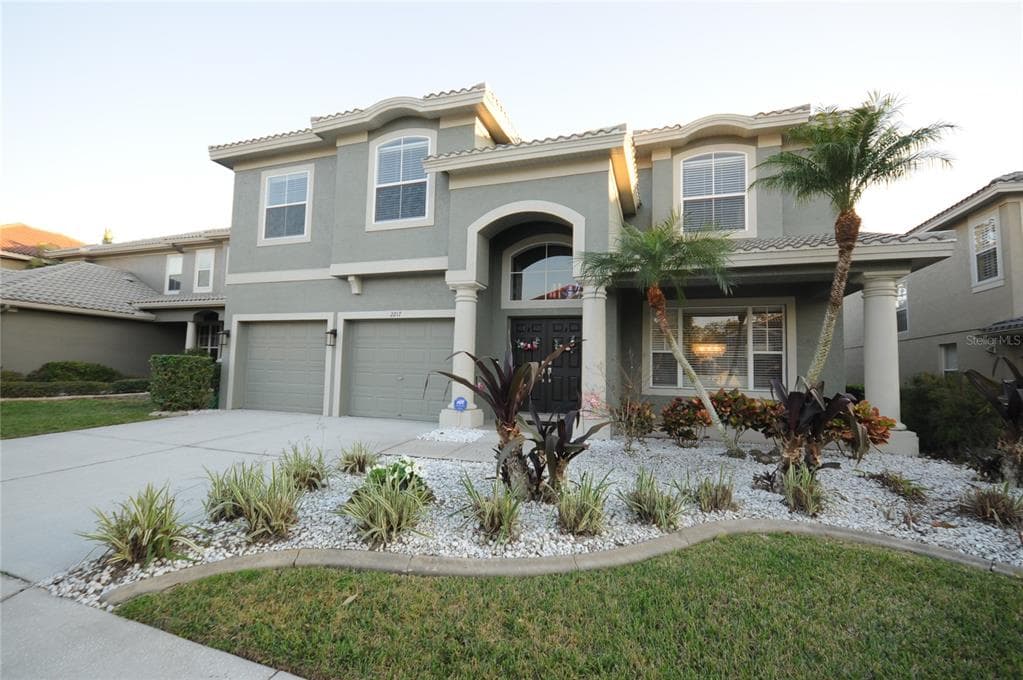 2217 HIGHLAND WOODS DRIVE