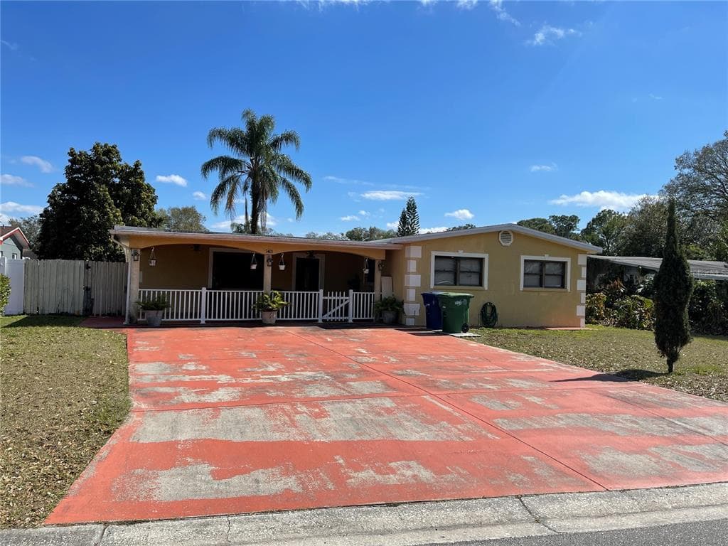 7403 N COARSEY DRIVE TAMPA, FL 33604