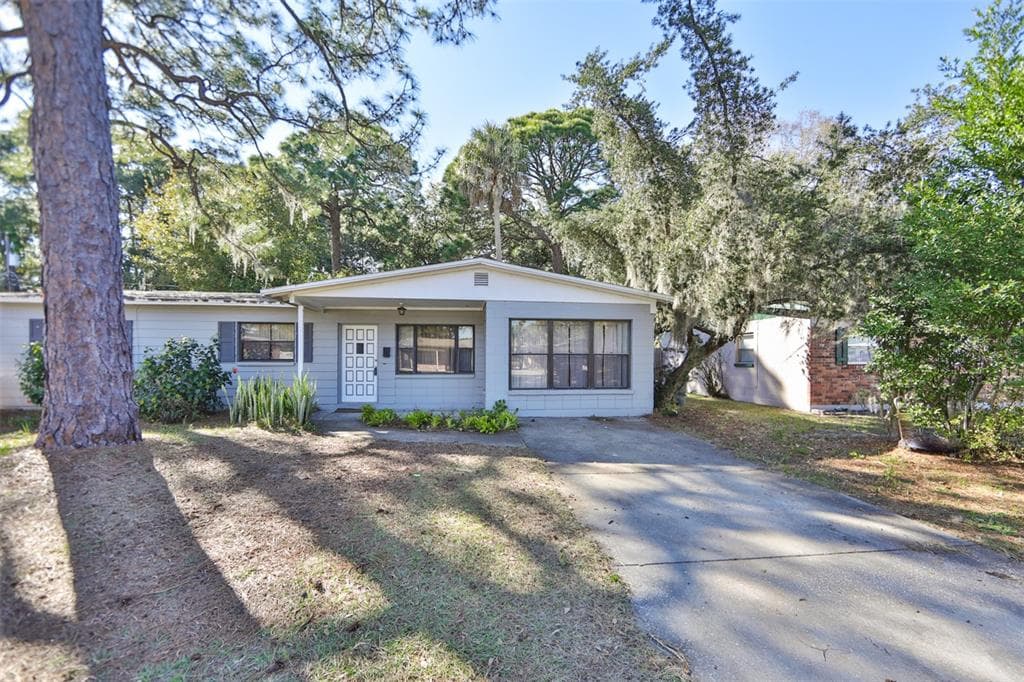 5622 GATEWAY DRIVE TAMPA, FL 33615