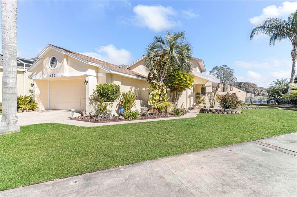 830 PALM HARBOR COURT LEESBURG, FL 34748