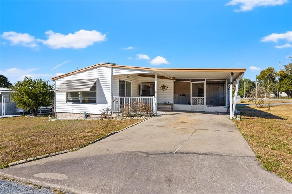39219 OLA AVENUE ZEPHYRHILLS, FL 33542