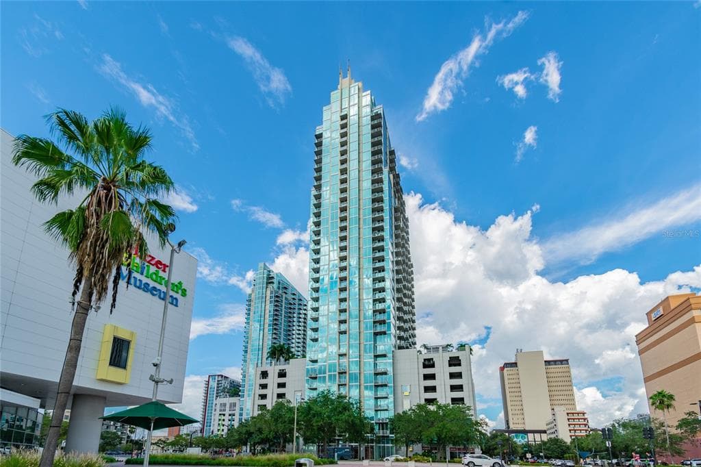 777 N ASHLEY DRIVE UNIT 1703 TAMPA, FL 33602