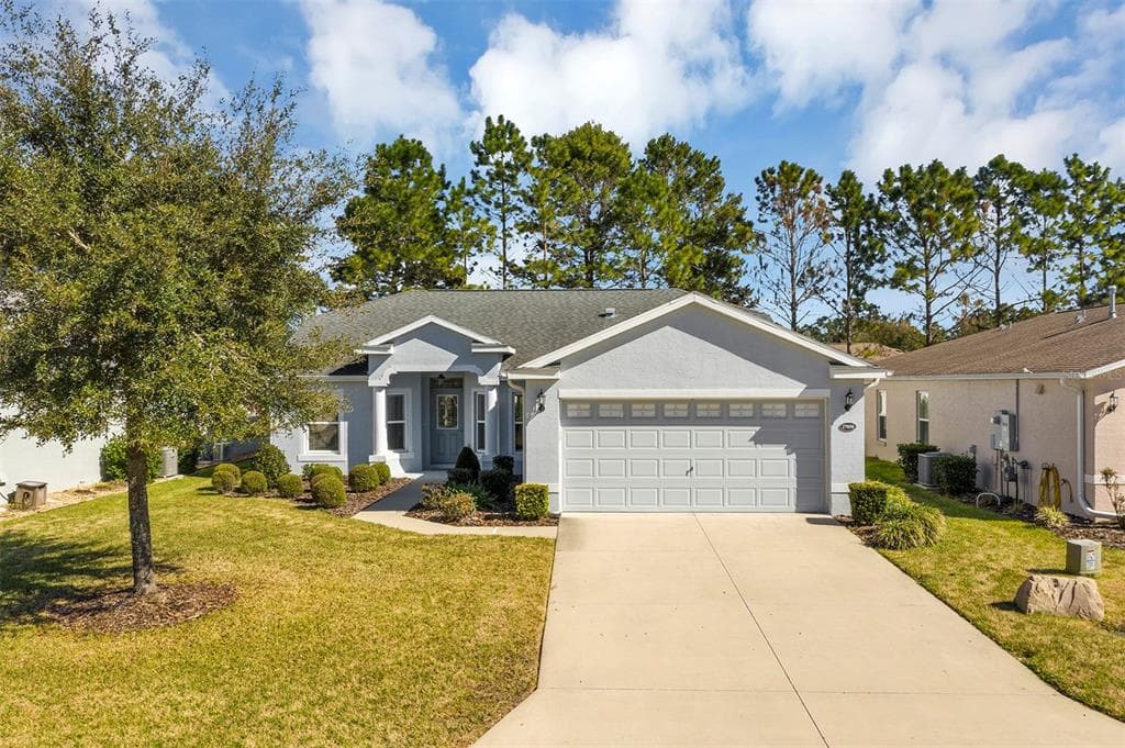27050 ROANOKE DRIVE LEESBURG, FL 34748