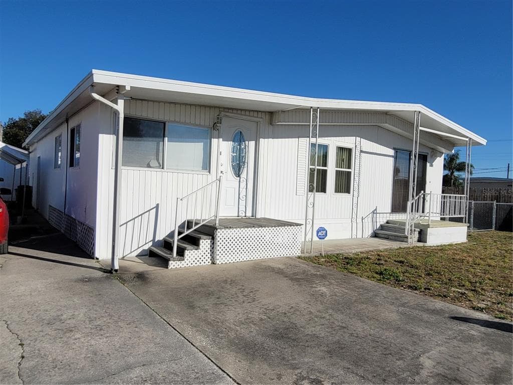 1808 MELODY DRIVE HOLIDAY, FL 34691