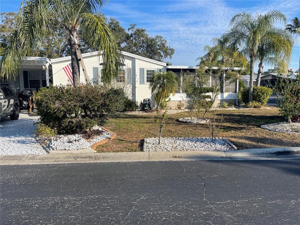 227 S PORT ROYAL LANE APOLLO BEACH, FL 33572