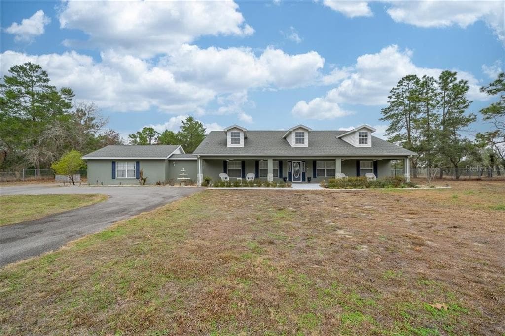 12087 MURRE AVENUE WEEKI WACHEE, FL 34614