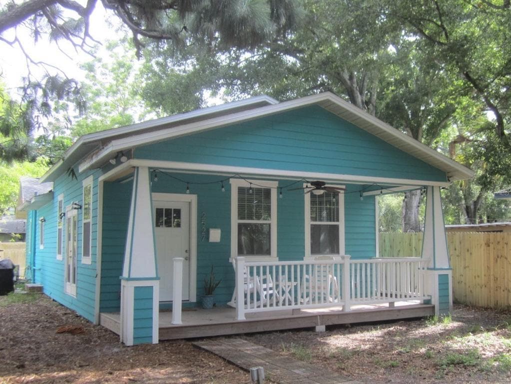 2527 4TH AVENUE N ST PETERSBURG, FL 33713