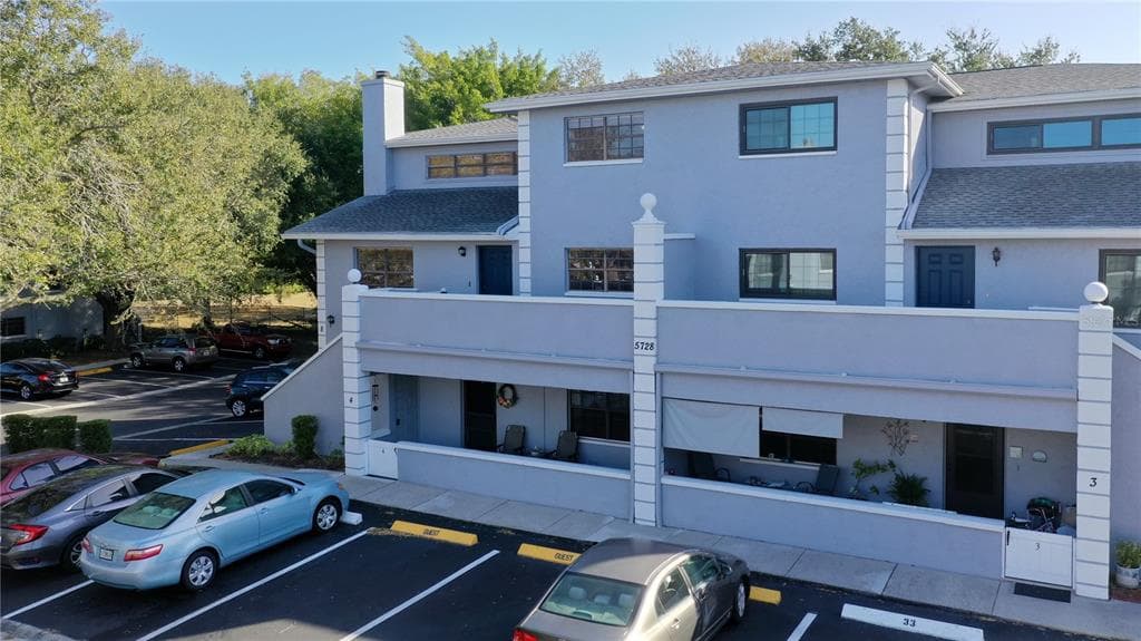 5728 CALAIS BOULEVARD N UNIT 8 ST PETERSBURG, FL 33714