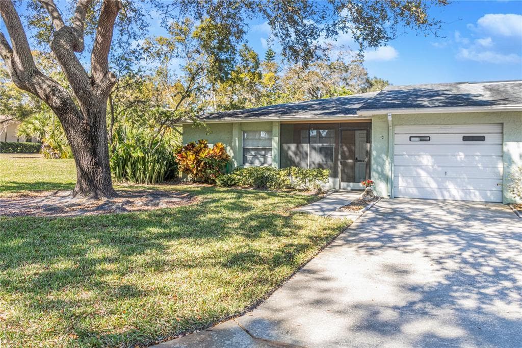 1141 ORANGE TREE CIRCLE W UNIT C PALM HARBOR, FL 34684