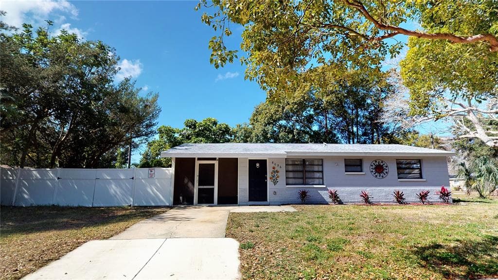 8096 69TH LANE N PINELLAS PARK, FL 33781