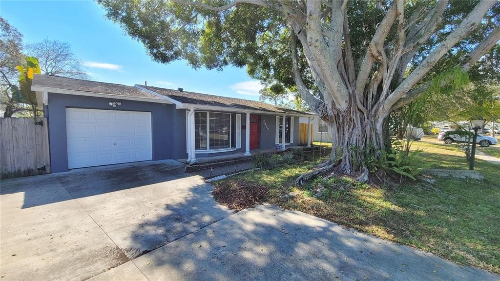 8457 TOBAY ROAD N ST PETERSBURG, FL 33702