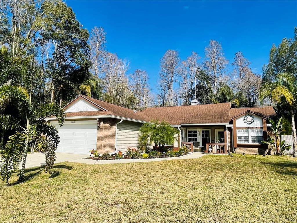 7507 WHISPER WOODS COURT NEW PORT RICHEY, FL 34655