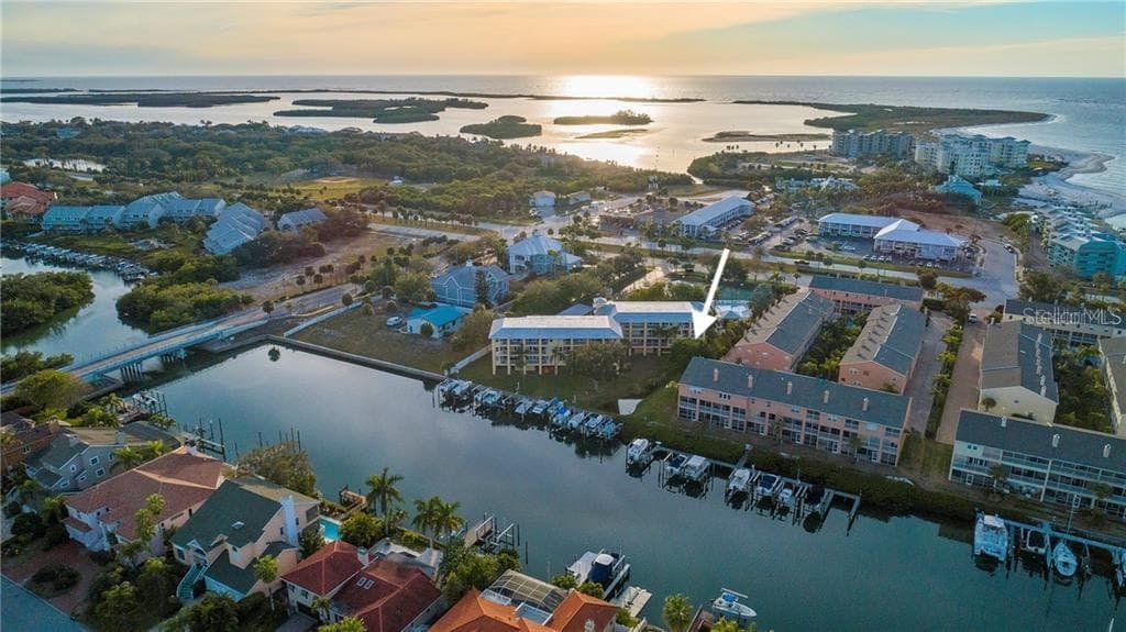 1125 PINELLAS BAYWAY S UNIT 206 TIERRA VERDE, FL 33715