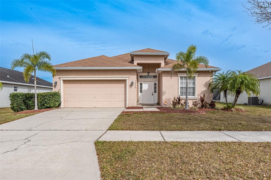 10744 CARLOWAY HILLS DRIVE WIMAUMA, FL 33598
