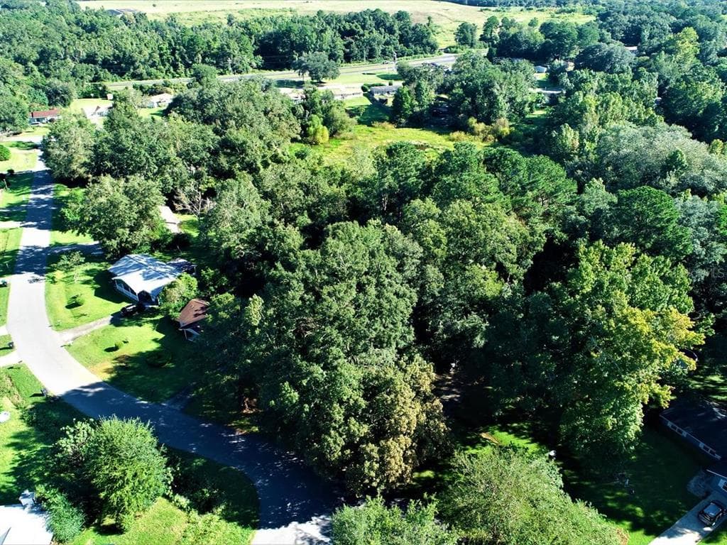 2303 LAKE HERITAGE DRIVE TALLAHASSEE, FL 32311