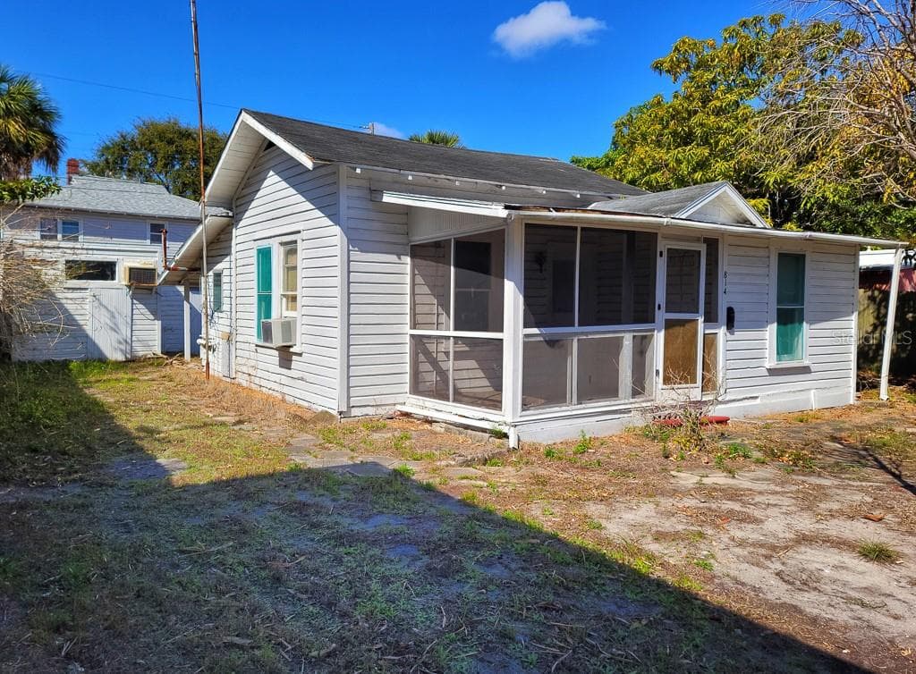 814 14TH STREET N ST PETERSBURG, FL 33705