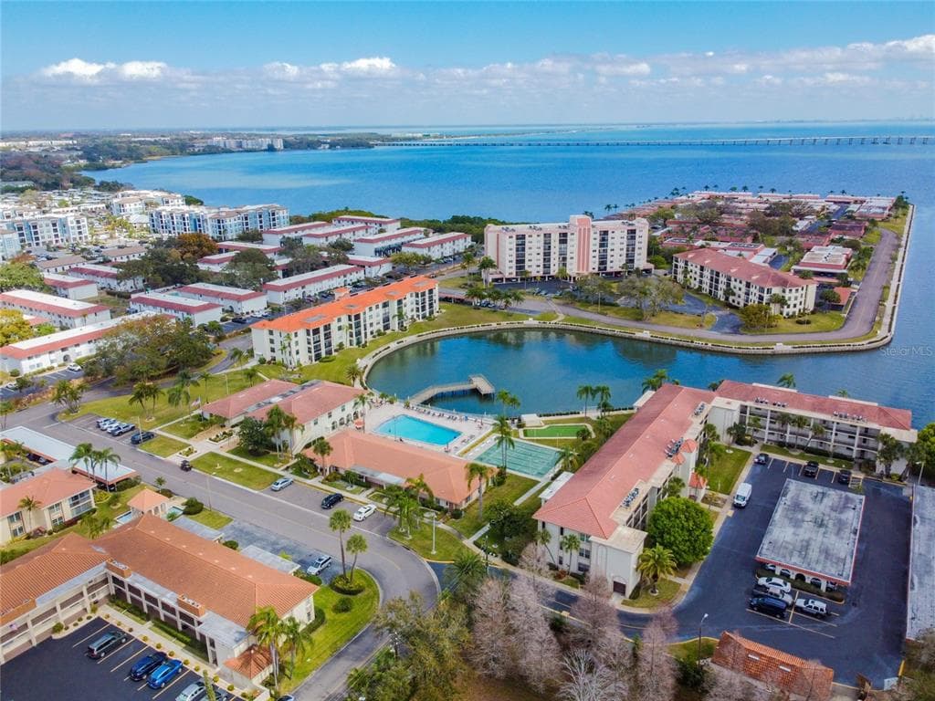 19029 US HIGHWAY 19 N UNIT 27A CLEARWATER, FL 33764