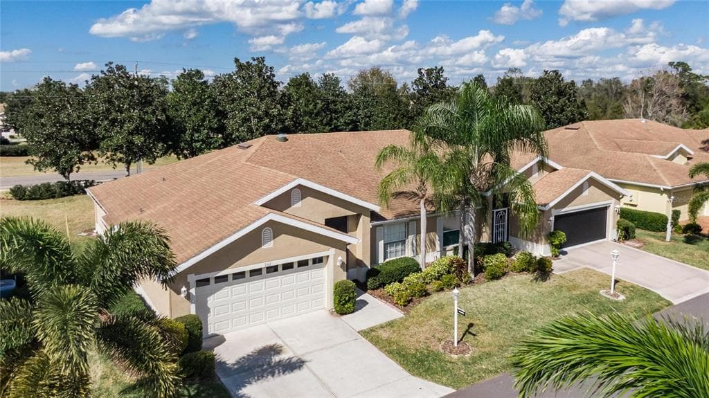 952 VILLEROY GREENS DRIVE SUN CITY CENTER, FL 33573