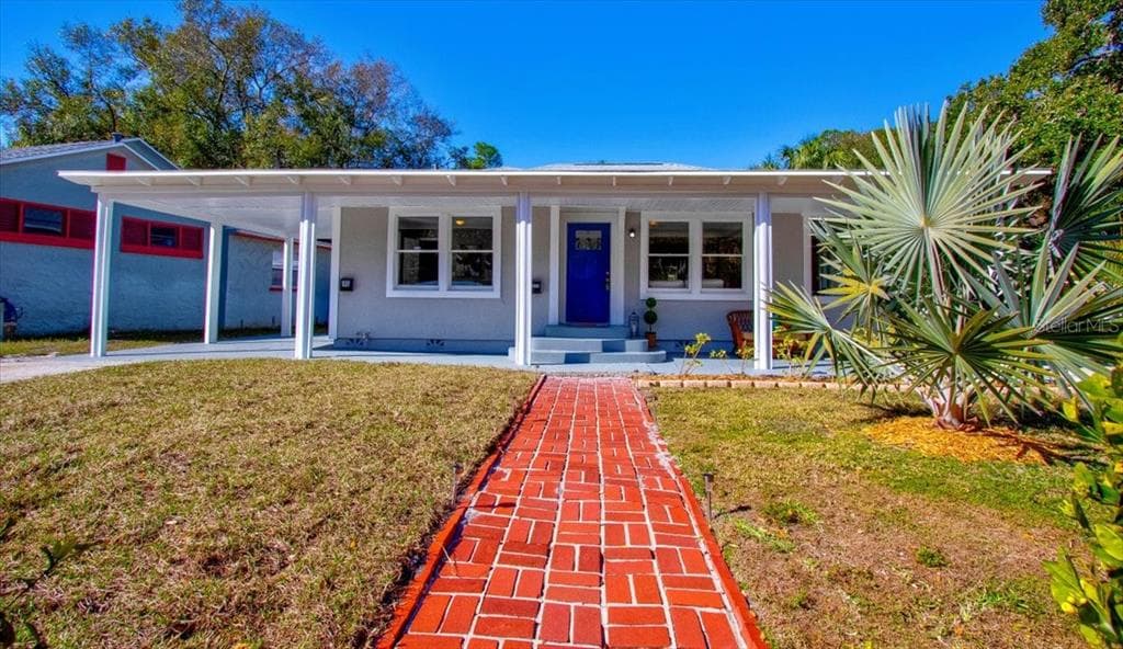2835 VALENCIA WAY S ST PETERSBURG, FL 33705