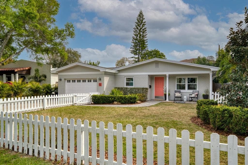 411 ERIE AVENUE TAMPA, FL 33606