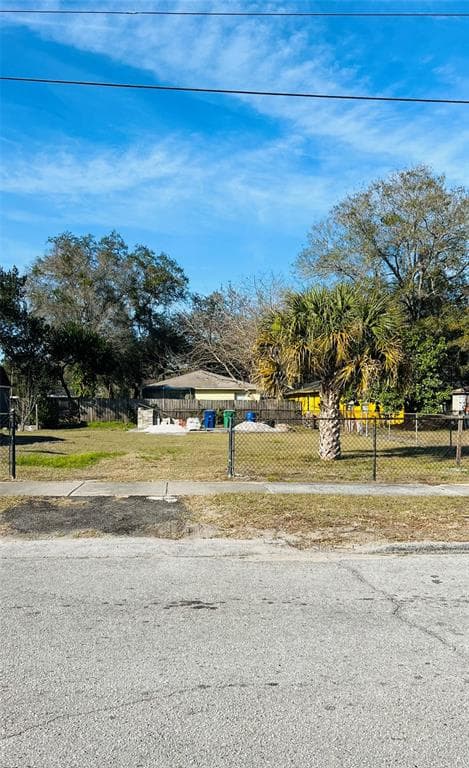 3412 DELEUIL AVENUE TAMPA, FL 33610