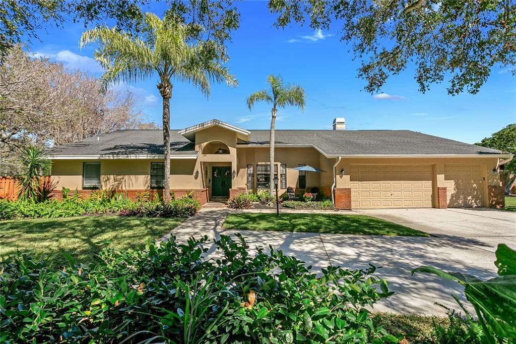 1091 WEATHERSFIELD DRIVE DUNEDIN, FL 34698