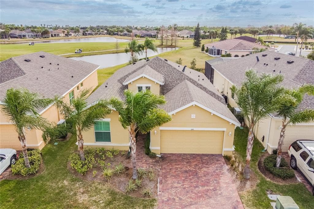 1841 PACIFIC DUNES DRIVE UNIT 274 SUN CITY CENTER, FL 33573