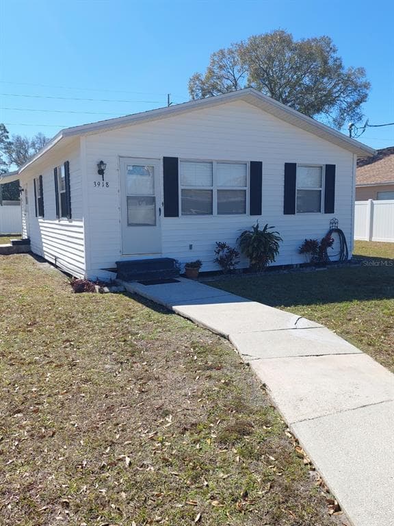 3918 W ROBSON STREET TAMPA, FL 33614