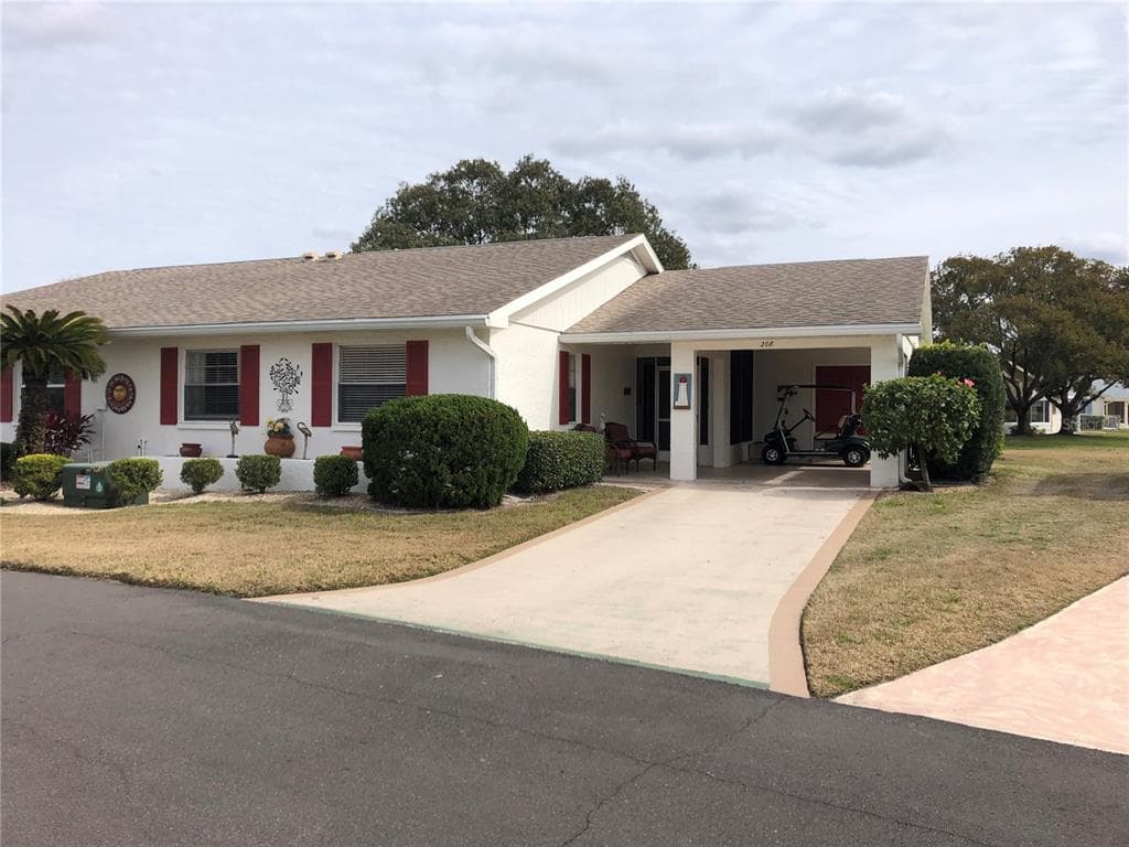 208 GLENELLEN PLACE UNIT 194 SUN CITY CENTER, FL 33573