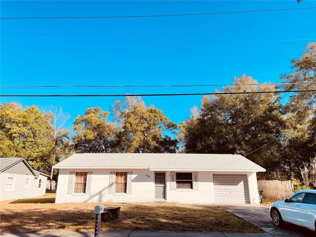 108 DEBARY DRIVE DEBARY, FL 32713