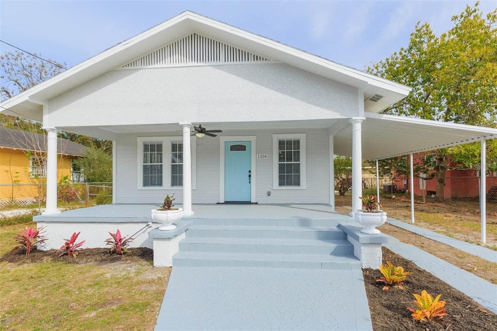 1104 E 28TH AVENUE TAMPA, FL 33605