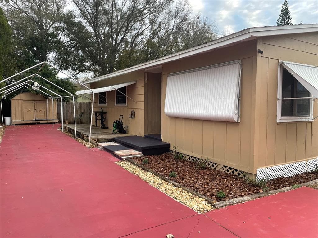 1609 MILLER AVE CLEARWATER, FL 33756