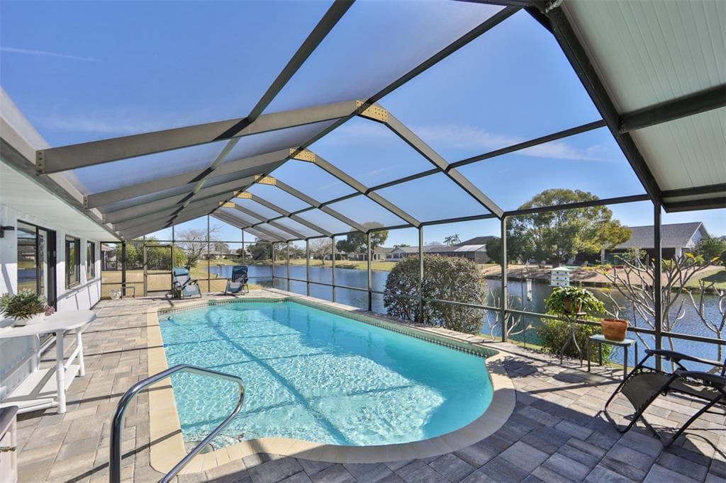 2027 N PEBBLE BEACH BOULEVARD SUN CITY CENTER, FL 33573