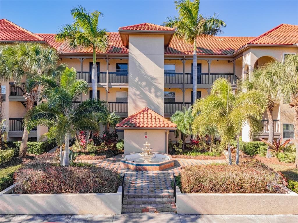 2400 FEATHER SOUND DRIVE UNIT 416 CLEARWATER, FL 33762