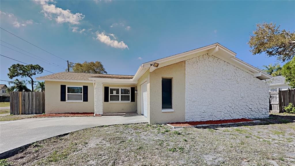 2814 MARY SUE STREET SW LARGO, FL 33774