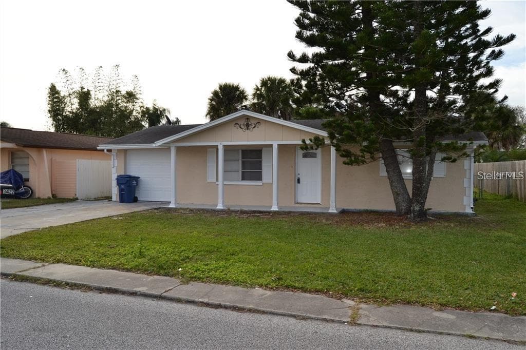 3422 JACKSON DRIVE HOLIDAY, FL 34691