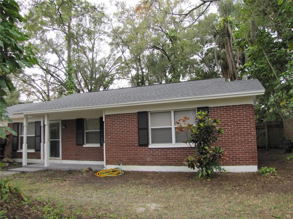6914 N WILLOW AVENUE TAMPA, FL 33604