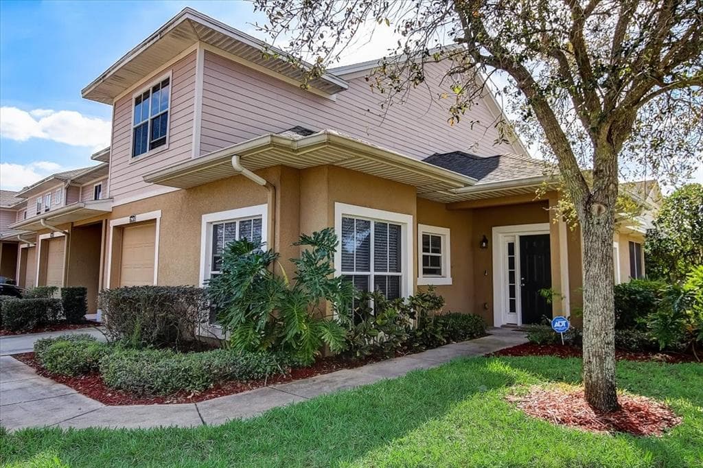 7903 DOWN ROYAL ROAD TAMPA, FL 33610